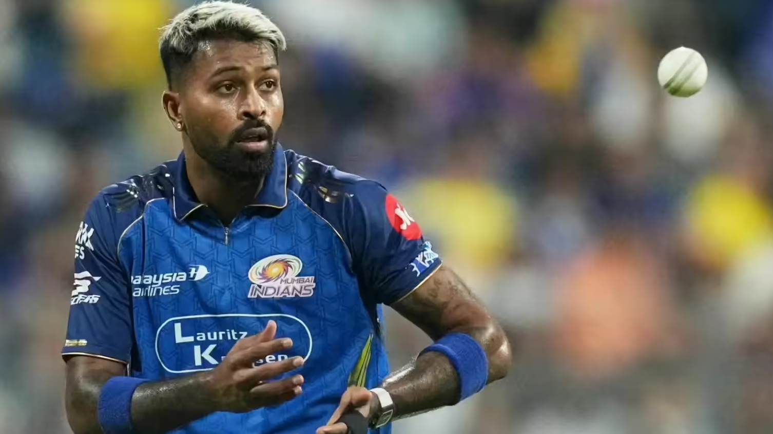 जो मुंबई इंडियंस के 8 कप्तानों में की कप्तानी में नहीं हुआ, हार्दिक ने 9 मैचों में दो बार करवा दिया